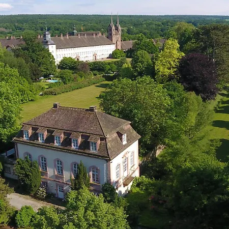 Teehaus Im Schlosspark Weltkulturerbe Corvey Villa