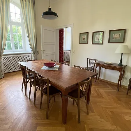 Teehaus Im Schlosspark Weltkulturerbe Corvey וילה