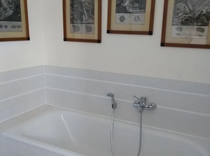 빌라 Teehaus Im Schlosspark Weltkulturerbe Corvey *